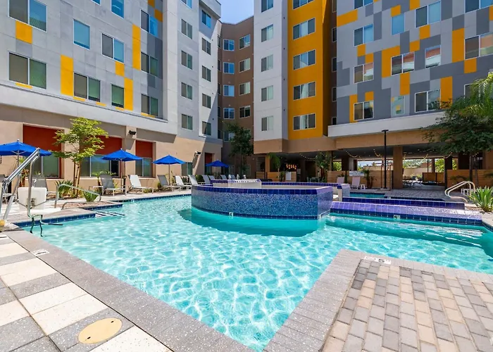 Apartment Boulevard Modern 1br Asu Pool Gym 12 *